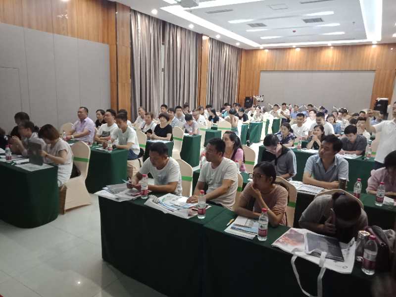 鋒度顯微根管課程連續(xù)開課！